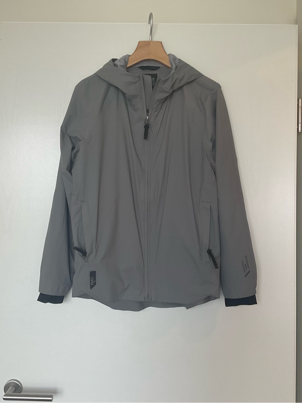 Ryu Women's Gray Hooded Raincoat